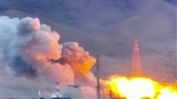 ليلة الصواريخ الباليستية إيران تقصف قواعد جوية إسرائيلية وتعلن الاستعداد لحرب شاملة ليلة الصواريخ الباليستية إيران تقصف قواعد جوية إسرائيلية وتعلن الاستعداد لحرب شاملة