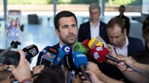 انتخابات ريال مدريد تشتعل ريكيلمي يهاجم بيريز وبرشلونة مع ا