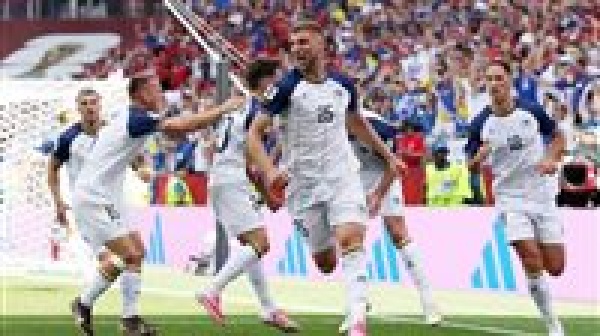 كأس العالم fifa 2026 كندا والبوسنة والهرسك يفتتحان مشوارهما بتعادل مثير في المونديال كأس العالم fifa 2026 كندا والبوسنة والهرسك يفتتحان مشوارهما بتعادل مثير في المونديال