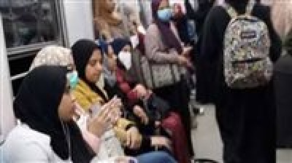 كيف تحمين نفسك من التحرش والمضايقات في المترو والميكروباص