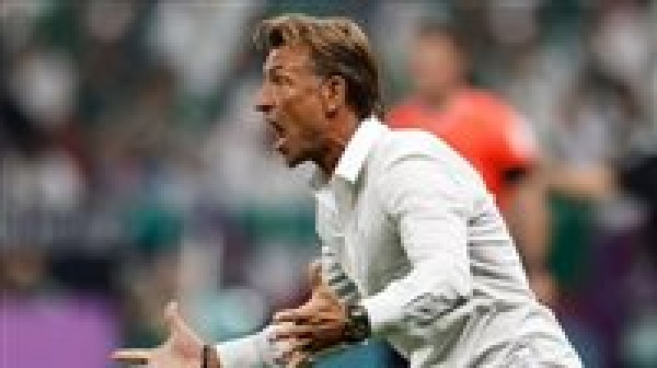 كأس العالم 2026 هيرفي رينارد مدير ا فني ا لمنتخب تونس خلف ا لصبري اللموشي كأس العالم 2026 هيرفي رينارد مدير ا فني ا لمنتخب تونس خلف ا لصبري اللموشي