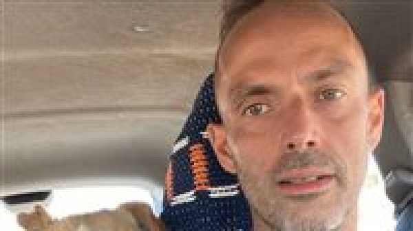 أصبحت أقوى عمر حسن يوسف يحتفل بثلاث سنوات من التعافي الرزانة أعادت لي حياتي أصبحت أقوى عمر حسن يوسف يحتفل بثلاث سنوات من التعافي الرزانة أعادت لي حياتي
