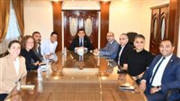 جوهر نبيل يبحث مع عمرو منسي الفعاليات الرياضية المقبلة جوهر نبيل يبحث مع عمرو منسي الفعاليات الرياضية المقبلة