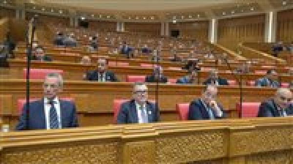 يتضمن رفع الحد الأدنى للأجور مجلس النواب يوافق نهائيا على مشروع الموازنة العامة للدولة 2026 2027 يتضمن رفع الحد الأدنى للأجور مجلس النواب يوافق نهائيا على مشروع الموازنة العامة للدولة 2026 2027