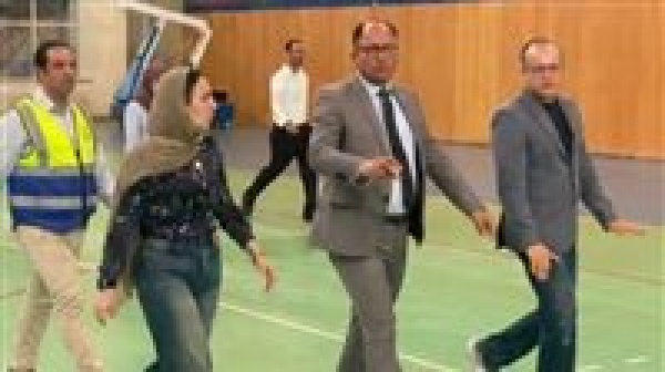 رئيس جامعة حلوان يتفقد المنشآت والملاعب الرياضية بالنادي