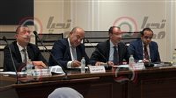 شريف باشا يترأس اجتماع صحة النواب لبحث ملفات الكوادر الطبية والمنشآت المغلقة شريف باشا يترأس اجتماع صحة النواب لبحث ملفات الكوادر الطبية والمنشآت المغلقة