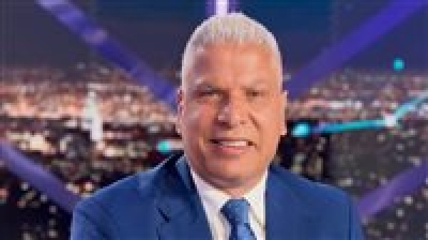 وائل جمعة يتحرك لإعادة محمد شوقي إلى الأهلي ضمن الجهاز الفني الأجنبي الجديد وائل جمعة يتحرك لإعادة محمد شوقي إلى الأهلي ضمن الجهاز الفني الأجنبي الجديد