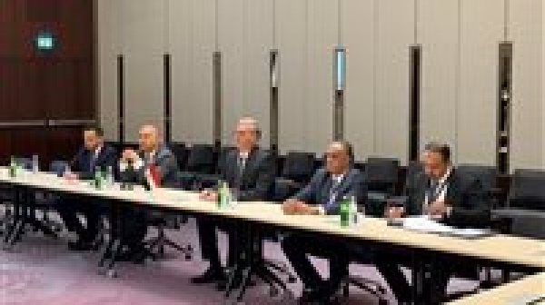 وزير البترول والثروة المعدنية يبحث مع نظيره الأذربيجاني تعميق التعاون القائم في قطاع الطاقة وزير البترول والثروة المعدنية يبحث مع نظيره الأذربيجاني تعميق التعاون القائم في قطاع الطاقة