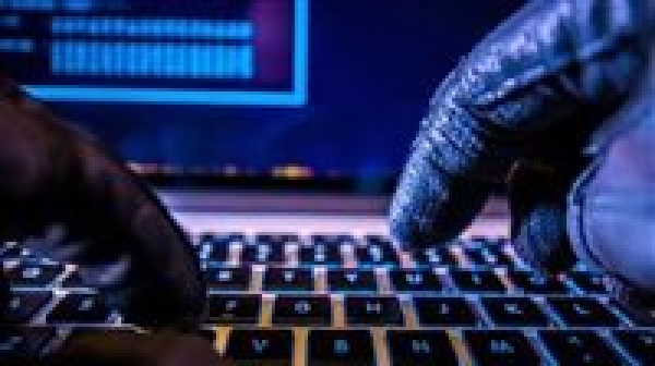 مستشار الاتصالات حملة واعي نت تستهدف نشر ثقافة الاستخدام الآمن والمسؤول لتكنولوجيا المعلومات مستشار الاتصالات حملة واعي نت تستهدف نشر ثقافة الاستخدام الآمن والمسؤول لتكنولوجيا المعلومات