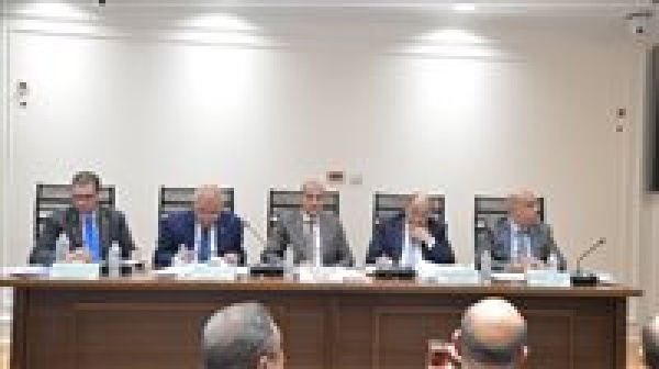 ثروت زلط ممثل اللجنة العليا لاسترداد أراضي الدولة أغلى متر في مصر كلها موجود في أسيوط ثروت زلط ممثل اللجنة العليا لاسترداد أراضي الدولة أغلى متر في مصر كلها موجود في أسيوط