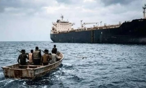 استهداف سفينة جديدة في خليج عدن
