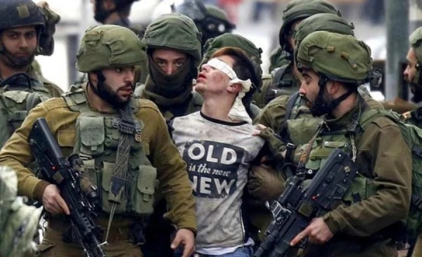 العدو الإسرائيلي يشن حملة اقتحامات ويعتقل ثلاثة فلسطينيين في الضفة الغربية