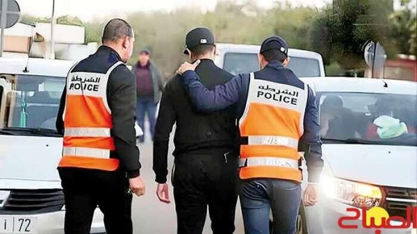 البيضاء إيقاف 3 أشخاص وحجز 672 قرصا مخدرا ووصفات طبية البيضاء إيقاف 3 أشخاص وحجز 672 قرصا مخدرا ووصفات طبية