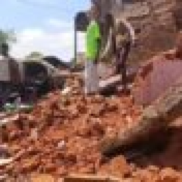 مقتل وإصابة مدنيين إثر استهداف مسيرة لمركبة بغرب كردفان