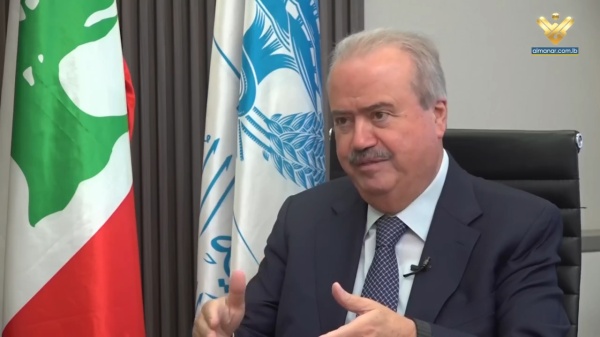 وزير المالية يحدد أصول استيفاء رسم خروج المسافرين جوا وبحرا وزير المالية يحدد أصول استيفاء رسم خروج المسافرين جوا وبحرا