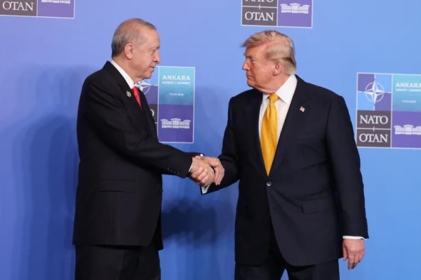 أردوغان يطالب برفع القيود الدفاعية بين دول الناتو أردوغان يطالب برفع القيود الدفاعية بين دول الناتو