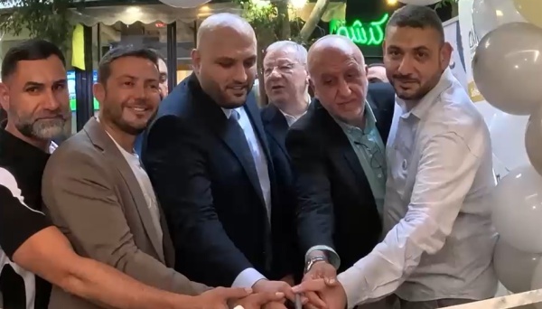 جمعية بنين تفتتح مركزا صحيا تخصصيا برعاية وحضور وزير الصحة الدكتور ركان ناصر الدين جمعية بنين تفتتح مركزا صحيا تخصصيا برعاية وحضور وزير الصحة الدكتور ركان ناصر الدين