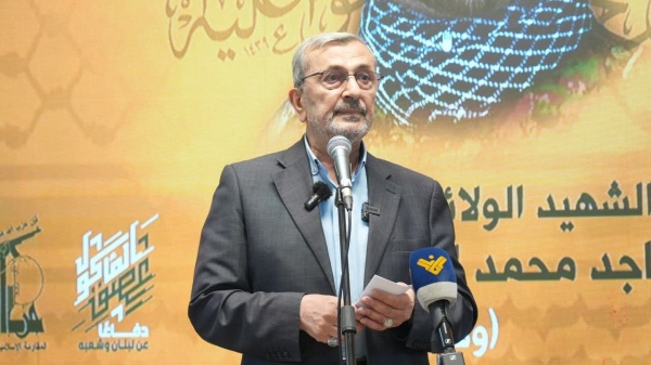 النائب حسن عز الدين الإصرار على المفاوضات المباشرة يهدد التوافق الوطني ويعم ق الانقسام الداخلي النائب حسن عز الدين الإصرار على المفاوضات المباشرة يهدد التوافق الوطني ويعم ق الانقسام الداخلي