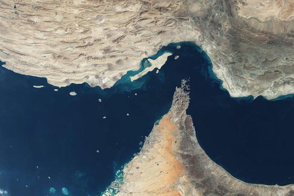 ممارسات عشر دول في تحصيل رسوم الخدمات البحرية من السفن ممارسات عشر دول في تحصيل رسوم الخدمات البحرية من السفن