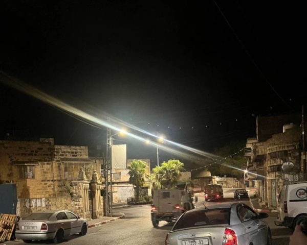 فلسطين الاحتلال يشن حملة اقتحامات في مناطق في الضفة الغربية والقدس المحتلة فلسطين الاحتلال يشن حملة اقتحامات في مناطق في الضفة الغربية والقدس المحتلة