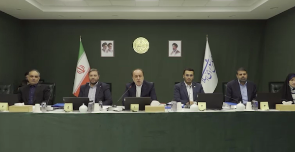 تقرير مصور الضغوط الأميركية تصطدم بثبات الموقف الإيراني تقرير مصور الضغوط الأميركية تصطدم بثبات الموقف الإيراني