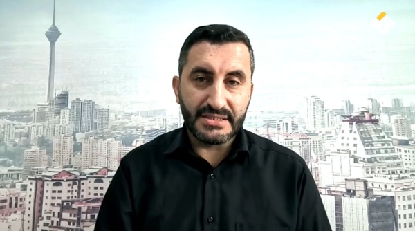 بزشكيان يؤكد أهمية العلاقات الإيرانية الباكستانية ومتابعة للإتفاقات المشتركة بزشكيان يؤكد أهمية العلاقات الإيرانية الباكستانية ومتابعة للإتفاقات المشتركة