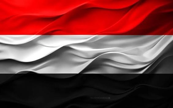 مشاهد توث ق جريمة طيران العدوان السعودي الذي استهدف مدرسة النجدين في عزلة الأثاور بمديرية حيفان في محافظة تعز ما أدى إلى تدميرها