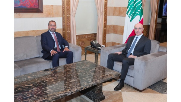 الوزير الحجار التقى نوابا ورئيس اتحاد بلديات الضاحية الجنوبية