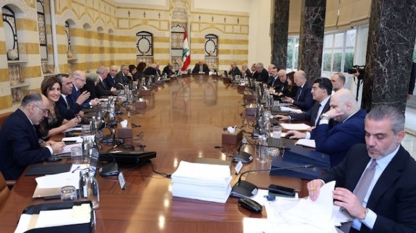 معلومات للمنار رسالة أميركية إلى بيروت تتضمن شروطا لوقف النار ومواقف لبنانية رافضة