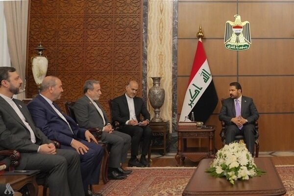 عراقجي خلال لقائه رئيس الوزراء العراقي الولايات المتحدة عرقلت المسارات الدبلوماسية عراقجي خلال لقائه رئيس الوزراء العراقي الولايات المتحدة عرقلت المسارات الدبلوماسية