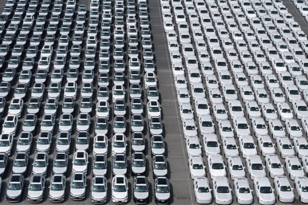 مسؤول أوروبي اتفقنا مع الصين على خفض صادرات السيارات الهجينة للنصف