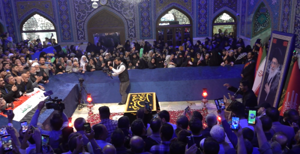 تقرير مصور العتبة الرضوية تكر م أصحاب المواكب العراقية وتحتفي بروابط الشعبين العراقي والإيراني تقرير مصور العتبة الرضوية تكر م أصحاب المواكب العراقية وتحتفي بروابط الشعبين العراقي والإيراني