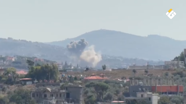 بالفيديو غارة إسرائيلية تستهدف كفرتبنيت جنوب لبنان بالفيديو غارة إسرائيلية تستهدف كفرتبنيت جنوب لبنان