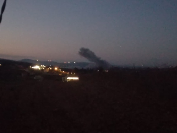 بالصورة غارة إسرائيلية تستهدف بلدة النبطية الفوقا جنوب لبنان بالصورة غارة إسرائيلية تستهدف بلدة النبطية الفوقا جنوب لبنان