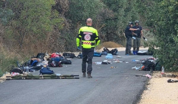 قتيل ونحو 20 جريح ا قرب الحدود مع لبنان وجيش الاحتلال يرج ح انفجار قنبلة عنقودية تابعة لحزب الله قتيل ونحو 20 جريح ا قرب الحدود مع لبنان وجيش الاحتلال يرج ح انفجار قنبلة عنقودية تابعة لحزب الله