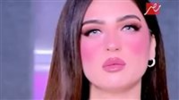 ياسمين عز توضح حقيقة أزمة سهام جلال مع أمير كرارة والسقا احنا بنحب المشاكل