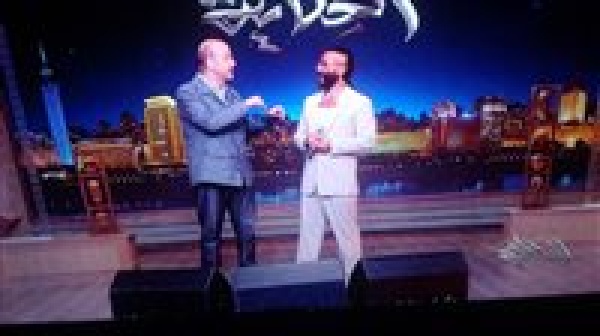 أحمد سعد عاليا مراتي وبوست الطلاق بسبب ضيقتها وأنا أول من عمل ضفاير بدقنه أحمد سعد عاليا مراتي وبوست الطلاق بسبب ضيقتها وأنا أول من عمل ضفاير بدقنه