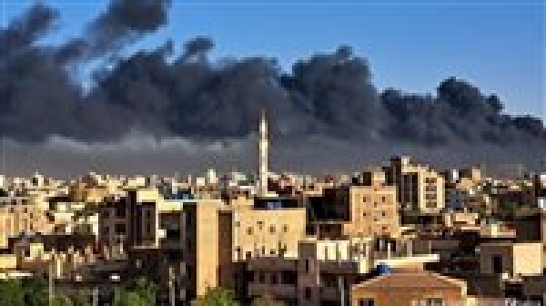 تجدد القصف الإيراني يدفع العراق وسوريا وإيران لإغلاق أجوائها عقب غارة إسرائيلية على ضاحية بيروت تجدد القصف الإيراني يدفع العراق وسوريا وإيران لإغلاق أجوائها عقب غارة إسرائيلية على ضاحية بيروت