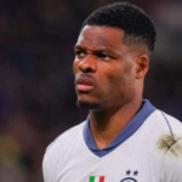 ريال مدريد ينتدب الهولندي دينزل دمفريس