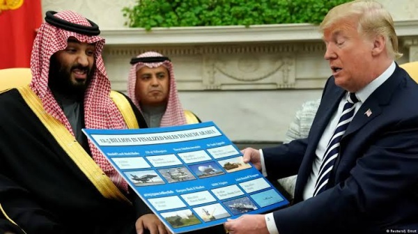 مع إلقائها ملف مواجهة الحوثيين على الطاولة الأمريكية اعتراف سعودي مبكر بالهزيمة في اليمن مع إلقائها ملف مواجهة الحوثيين على الطاولة الأمريكية اعتراف سعودي مبكر بالهزيمة في اليمن