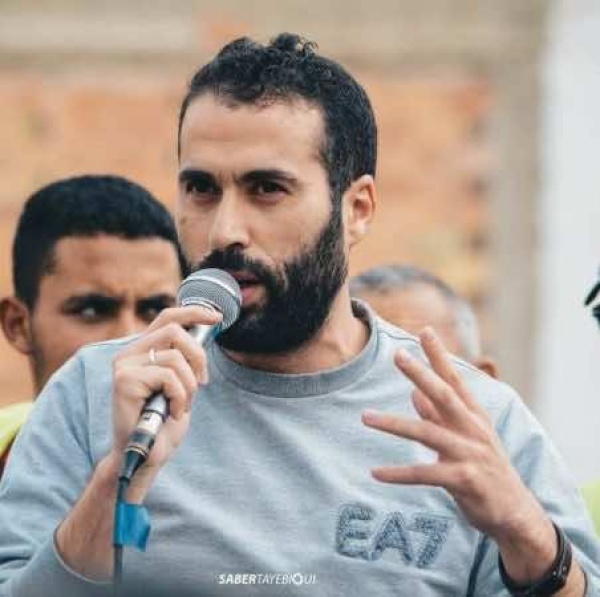 بسبب ظروف الدراسة أحمجيق يضرب عن الطعام وإدارة السجن توضح بسبب ظروف الدراسة أحمجيق يضرب عن الطعام وإدارة السجن توضح