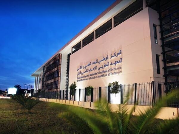 المركز الوطني للبحث العلمي والتقني يبرر تأخر منح التميز بتعدد المتدخلين والمساطر الإدارية المركز الوطني للبحث العلمي والتقني يبرر تأخر منح التميز بتعدد المتدخلين والمساطر الإدارية
