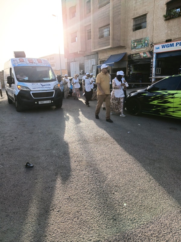 جواد حاضي يقود حملة الكتاب بليساسفة ويدعو إلى التصويت يوم 23 شتنبر وبودراع ومنضور يواصلان التواصل بعموم دائرة الحي الحسني جواد حاضي يقود حملة الكتاب بليساسفة ويدعو إلى التصويت يوم 23 شتنبر وبودراع ومنضور يواصلان التواصل بعموم دائرة الحي الحسني