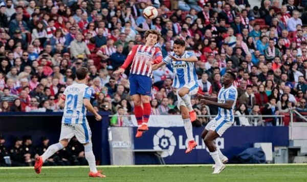جوليان ألفاريز يثور غضب ا ويهدد بالتصعيد للرحيل عن أتلتيكو مدريد والانضمام إلى برشلونة جوليان ألفاريز يثور غضب ا ويهدد بالتصعيد للرحيل عن أتلتيكو مدريد والانضمام إلى برشلونة