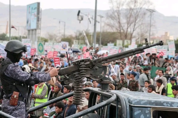 رويترز اليمن على شفا حرب جديدة في ظل الصراع الإيراني