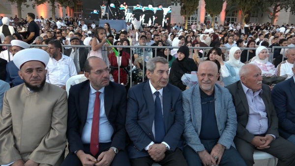مراد إعادة إعمار الجنوب قضية سيادية ونرفض أي تطبيع خارج المبادرة العربية مراد إعادة إعمار الجنوب قضية سيادية ونرفض أي تطبيع خارج المبادرة العربية
