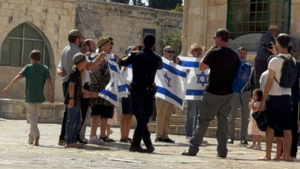 باحث بشؤون القدس يحذر من بوابة خطر جديدة على المسجد الأقصى باحث بشؤون القدس يحذر من بوابة خطر جديدة على المسجد الأقصى