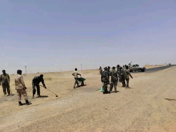 لجنة أمن محلية الدبة حسم تفلتات بين مجموعتين تعملان في تجارة المخدرات لجنة أمن محلية الدبة حسم تفلتات بين مجموعتين تعملان في تجارة المخدرات