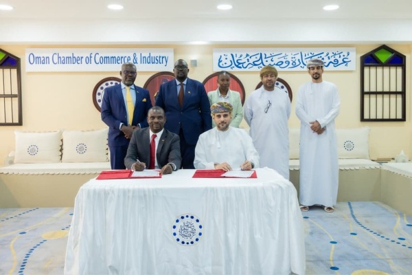 الغرفة توقع مذكرة تفاهم مع الغرفة الوطنية الأوغندية الغرفة توقع مذكرة تفاهم مع الغرفة الوطنية الأوغندية