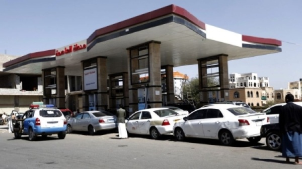 اليمن شركة النفط التابعة للحوثيين تربط أعطال المركبات في مناطق سيطرتها بظروف نقل وتخزين الوقود